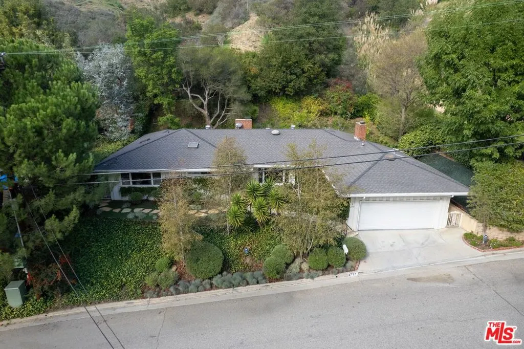2717 Ellison Drive, Beverly Hills, California 90210 home-pic-43